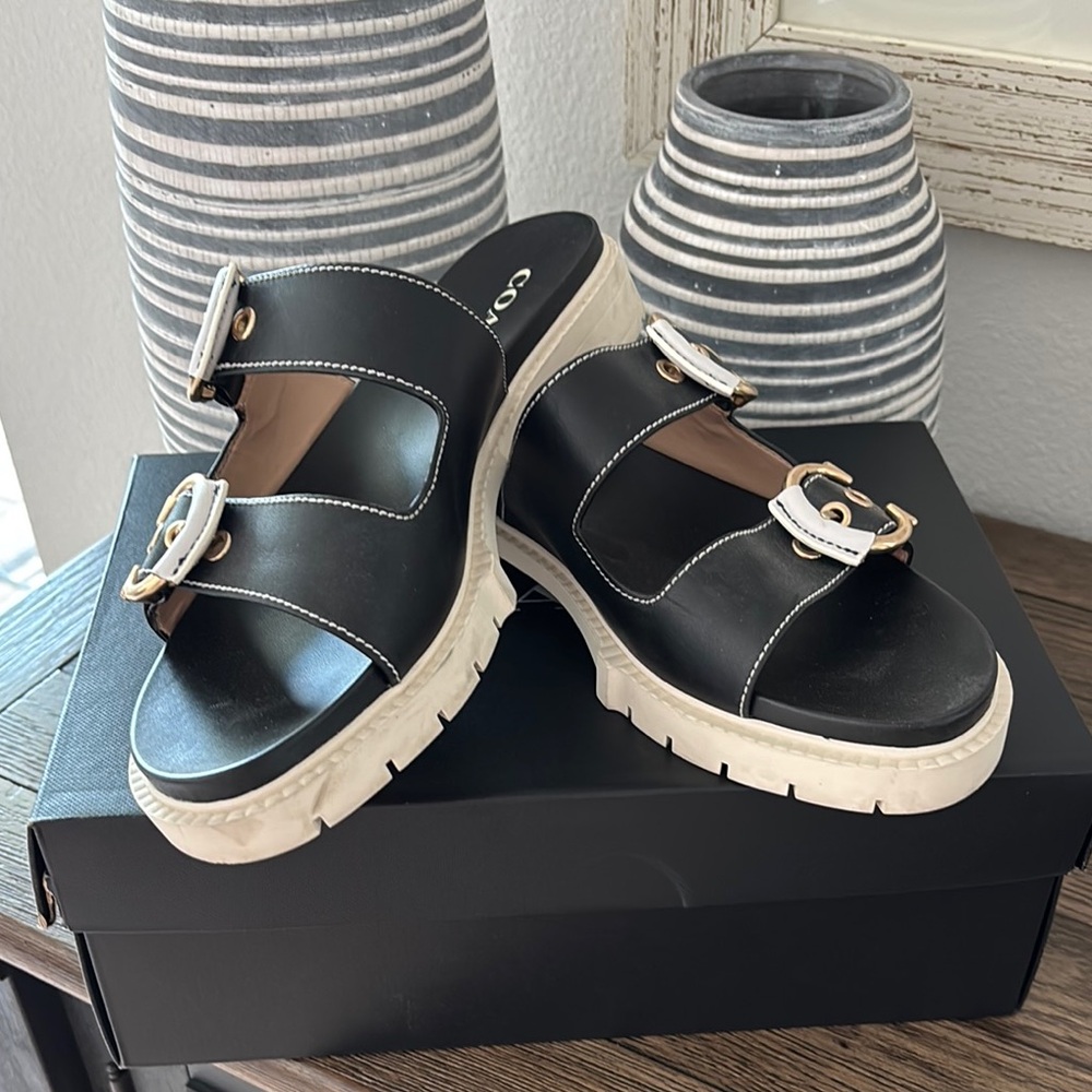 Coach Piper Leather Sandal Black Size 9 Like New